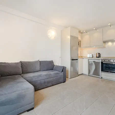 Duplex In Complex Andorra أرونا