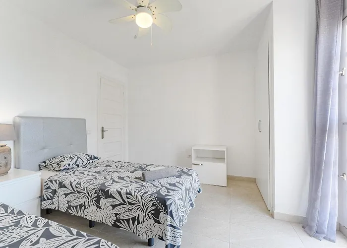 Апартаменты Duplex In Complex Andorra Арона