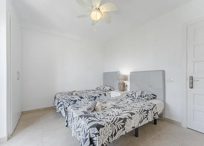 Duplex In Complex Andorra Арона