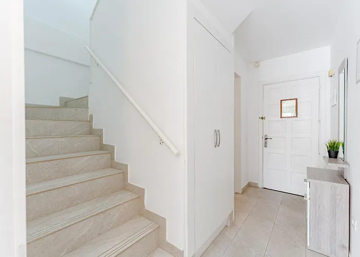 Duplex In Complex Andorra * Арона